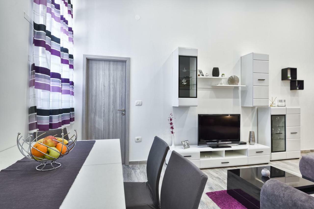 Apartment 20M From Arena Пула Экстерьер фото