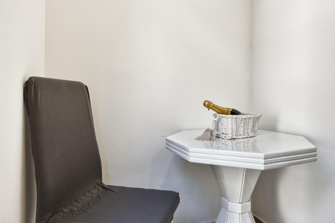 Apartment 20M From Arena Пула Экстерьер фото